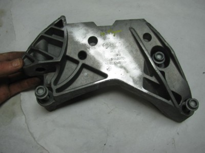 Passenger Motor Mount Bracket Vw Jetta Gti Tiguan 2 0 Tsi