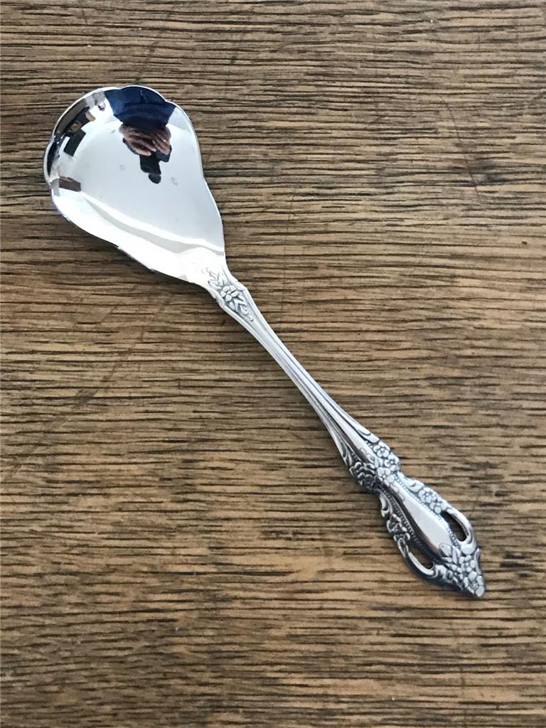 YOUR CHOICE - Oneida Distinction Deluxe Stainless Flatware RAPHAEL HH Pattern