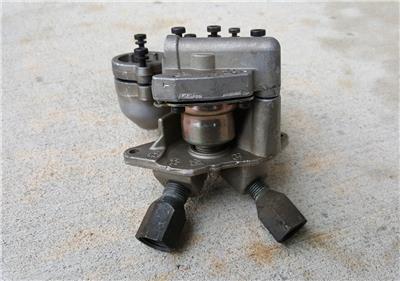 1990 92 Cadillac Brougham Tbi Fuel Injector Pod Ebay