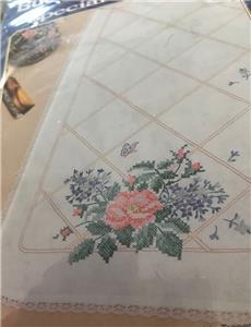 Stamped Cross Stitch Bucilla Dresser Scarf Runner Rose Trellis W