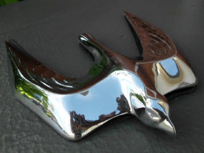 Vintage ford auto emblems