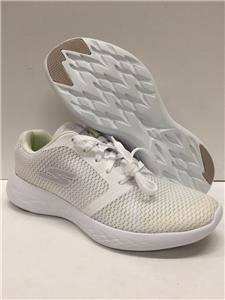 skechers go run 600 beige