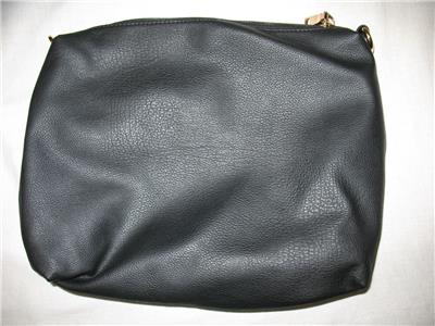 ★TOUT Y EST★ RIVET ZIPPER CASE BLACK FNSCW03BKF 949981115_tp.jpg