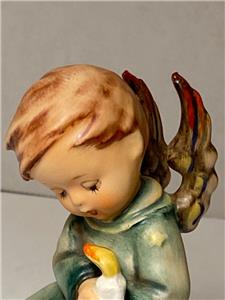 Goebel Hummel Heavenly Angel Figurine #21/0 TM3 Holding