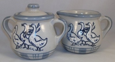 louisville gaggle of geese creamer & sugar a  condition