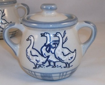 louisville gaggle of geese creamer & sugar a  condition