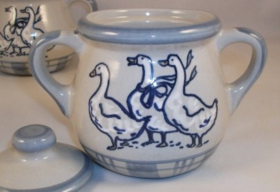 louisville gaggle of geese creamer & sugar a  condition