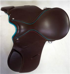 Sella Equitem Inglese Salto 14" O 15" &ndash; Larga Per Pony &ndash; Pacco Da 3 (Sella + Staffili + Staffe)