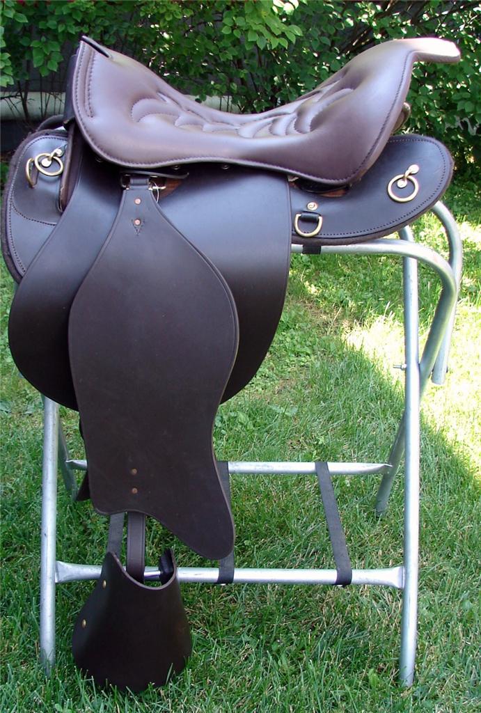 black trooper endurance trail special western saddle stirrups
