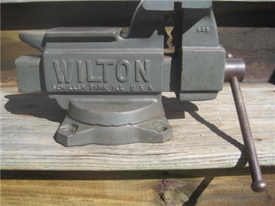 Vintage WILTON 645 Bench Vise 5" Jaws w/ Pipe Jaws 