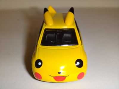 tomica pikachu