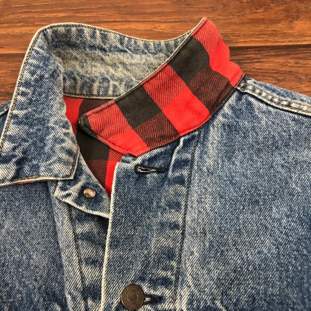 levis vintage fit trucker
