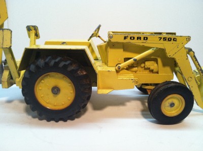 Ford 7500 backhoe toy #6