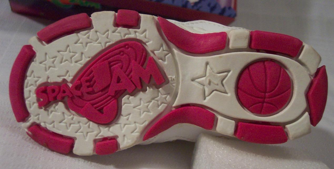 nike space jam lola bunny