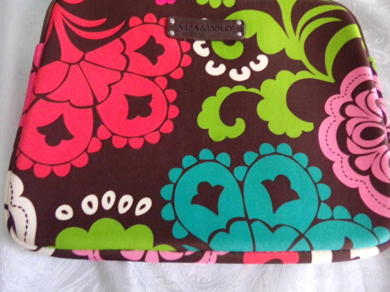 Funda/Funda Tableta Vera Bradley Neopreno Nueva con Etiquetas en Elección de Patrón 13049-XXX - Imagen 14 de 14