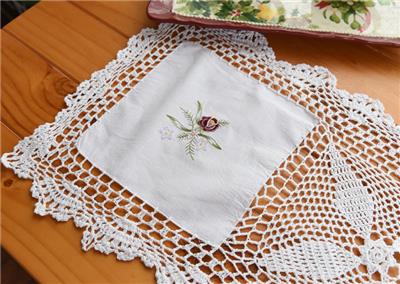 Pretty Purple Rose Embroidery Hand Crochet Cotton White Table runner