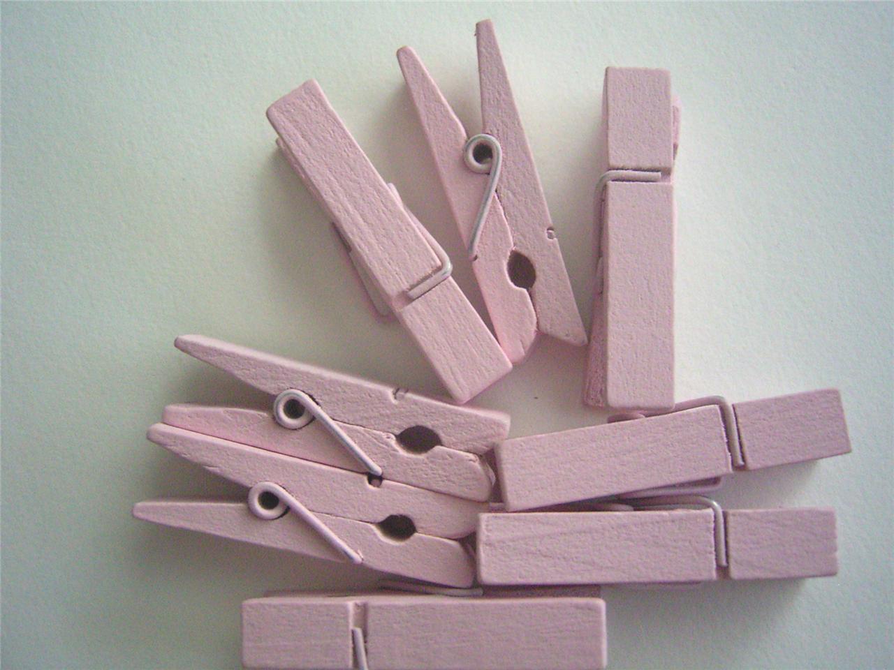 SMALL-PEGS-PALE-PINK-35mm-pk-of-20-wooden-mini-peg-wood-clothespin