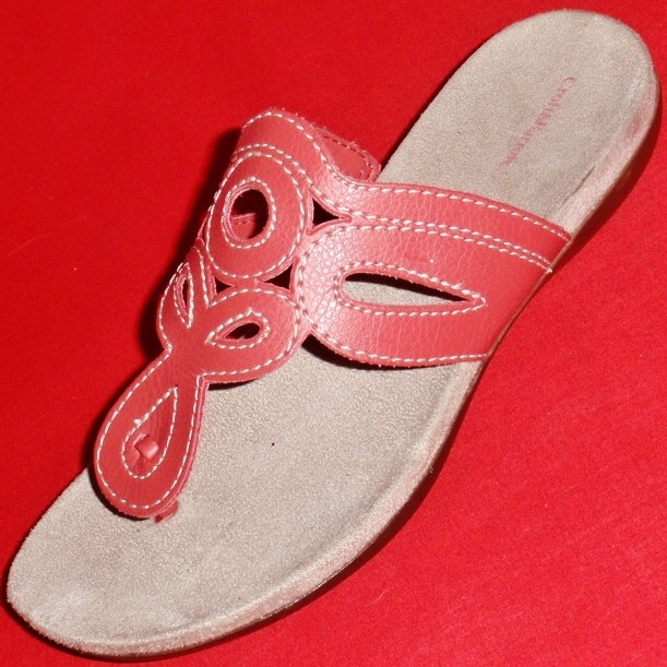 NEW Women's CROFT & BARROW BRITA Coral Flats Thongs Sandals Casual Dress Shoes