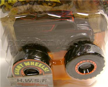 DAIRY DELIVERY BLACK OUT HWSF W/ CRUSHABLE CAR MONSTER TRUCKS HOT