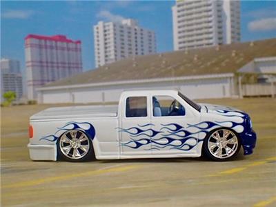ワンオフカスタム 1/18 ToyZone フォード F-150 バハ1000 ワンオフカスタム 1/18 ToyZone フォード F-150 バハ1000 - メルカリ