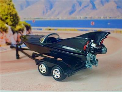 BATBOAT 1966 | McFarlane Toys | Batman Classic T.V Series