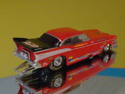 ミニカー 1:16 Tom Mongoose McEwen 57 Chevy NHRA 1957 Chevy Hemi Funny Car 1/24 Tom 'Mongoose' McEwen Scale