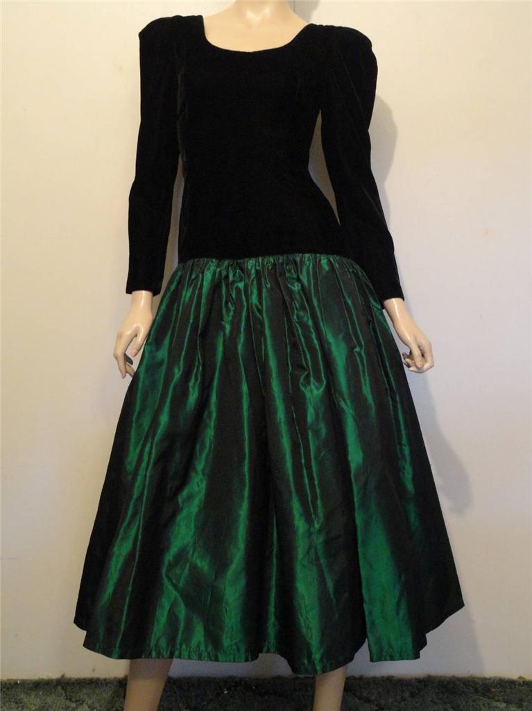 Vintage 80s Simple Black Velvet & Green Taffeta Cocktail Party Prom Dress S