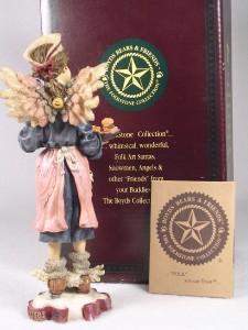 Fries...Bearstone-Angel Of Waitresses #28246GCC New In Box Boyds Bears /'Ms