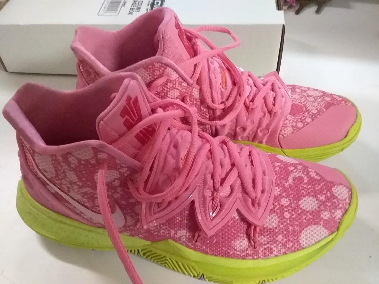 pink kyrie irving