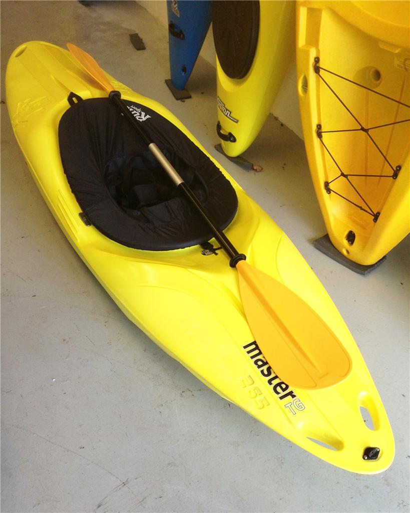 Pyranha Master TG Kayak Package - Spraydeck and Paddle Included | eBay