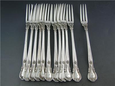 Chantilly by Gorham Sterling Strawberry Fork 4 1//2/" Brand NEW