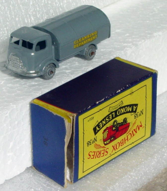 Regular Wheel 38 A 2 - Refuse truck grey metal wheels three slight chips decals 98% C9- B2 1 loose flap