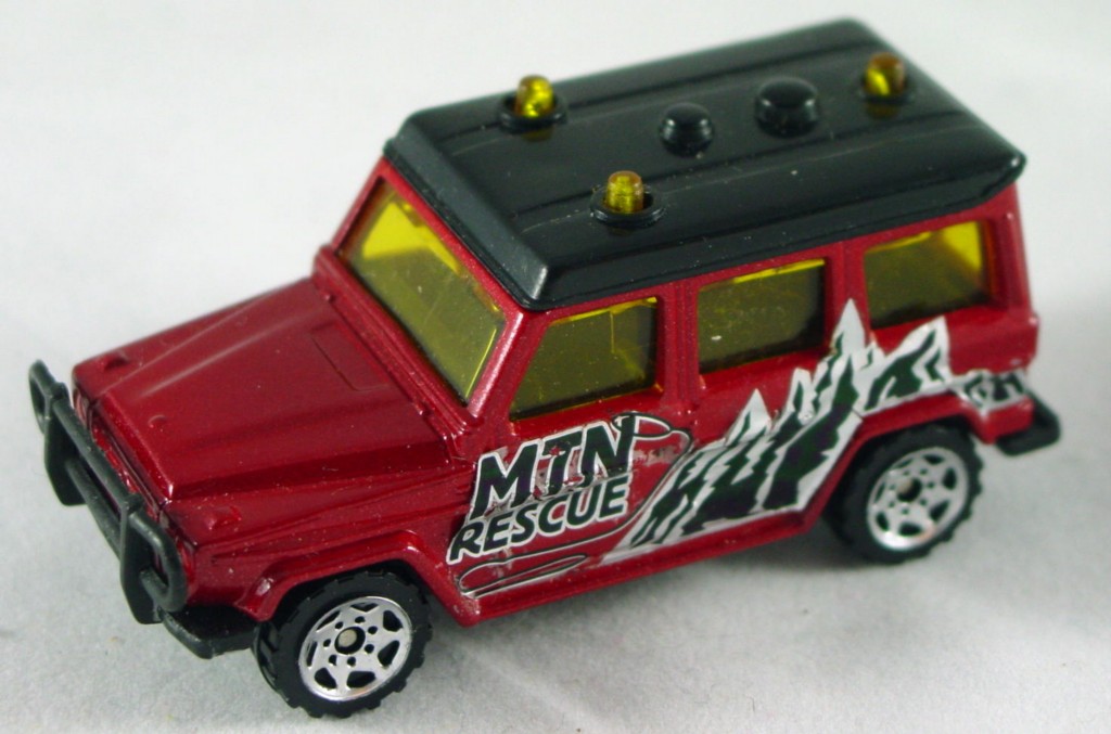 Pre-production 30 F 34 - Mercedes G Wagon met Red Mtn Rescue made in China DECALS