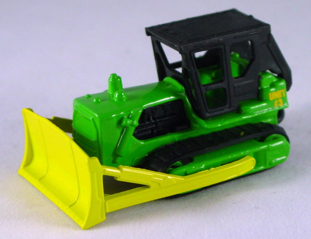 Pre-production 64 D 40 - Cat Dozer flourescent Green/Yellow Unit 3 made in China unspread DECALS