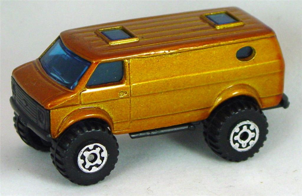 Pre-production 44 D 27 - 4x4 Chevy Van GOLD C Org-Gold made in Thailand Malt