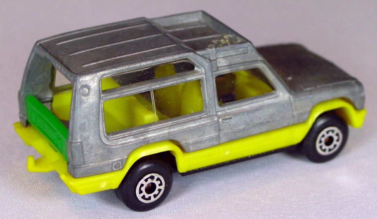 Bulgarian 37 E - Matra Rancho Unpainted yellow interior black base green gate