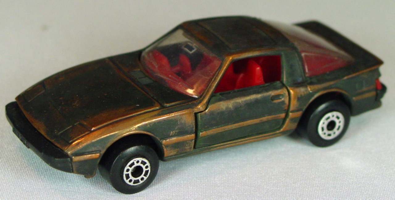 Bulgarian 31 E - Mazda RX7 Bronze red interior