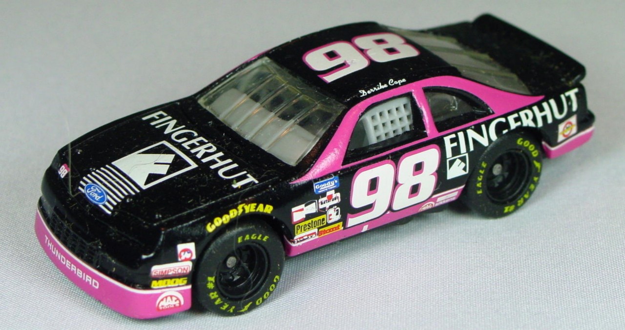 Pre-production 268 A 17 - Ford T-Bird Black and pink Fingerhut 98 unspread rivet made in China