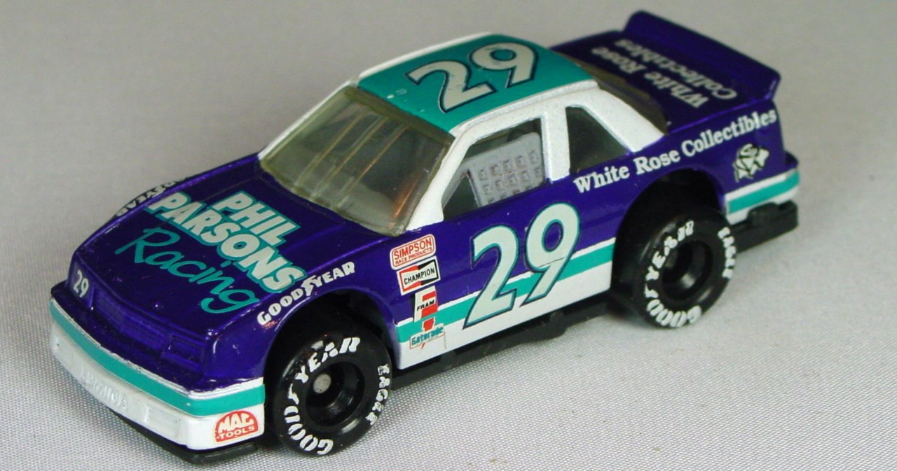 Pre-production 54 H 40 - Chevy Lumina dark Purple Phil Parsons 29  White Rose made in China