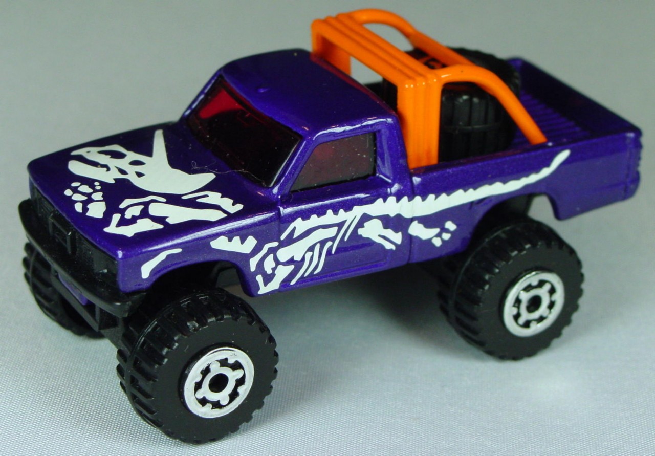 Pre-production 13 D 17 - Open Back truck met Purple ORG PAINTED ROLLBAR made in Thailand