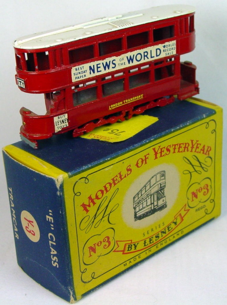 Models of YesterYears 03 A 4 - Tramcar black plastic wheels white roof C8.5 C box original price sticker