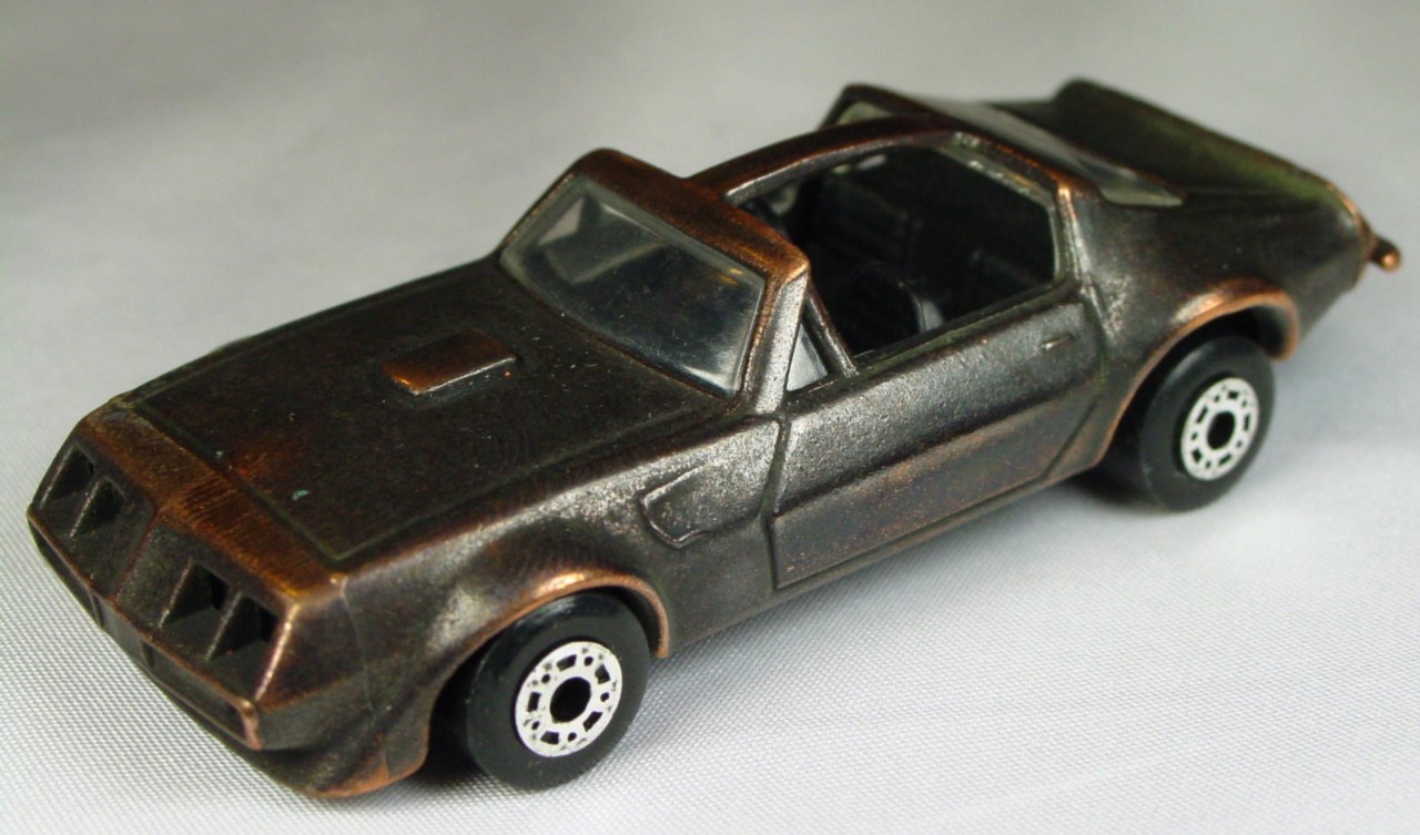 Bulgarian 35 C - Pontiac T-roof Bronze black interior brnz base
