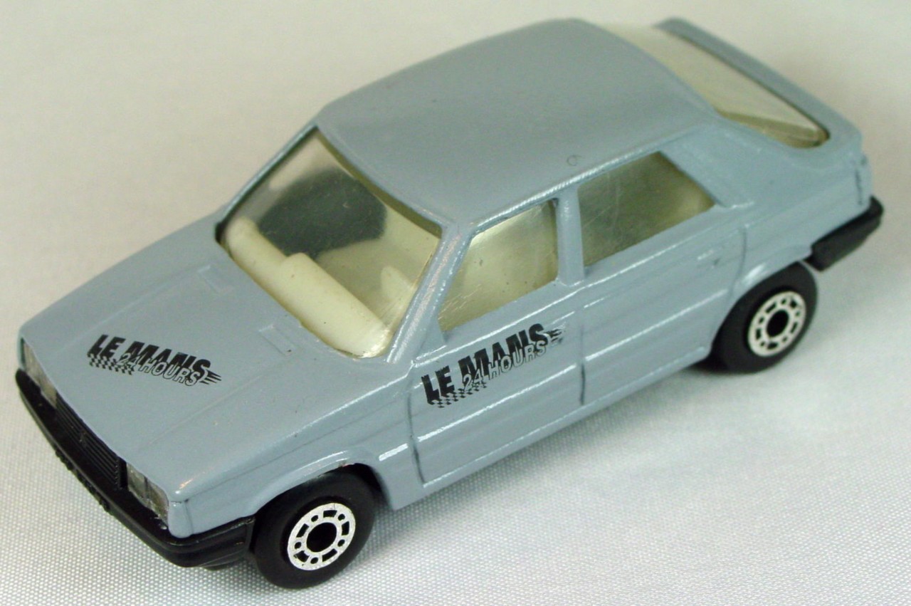 Bulgarian 33 E 12 - Renault 11 blu-Grey white interior black base LeMans
