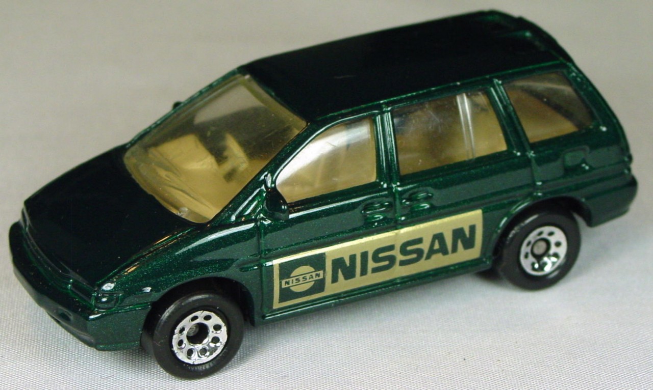 Pre-production 31 I 6 - Nissan Prairie lighter dark green blkbas tanint THAIrivglue