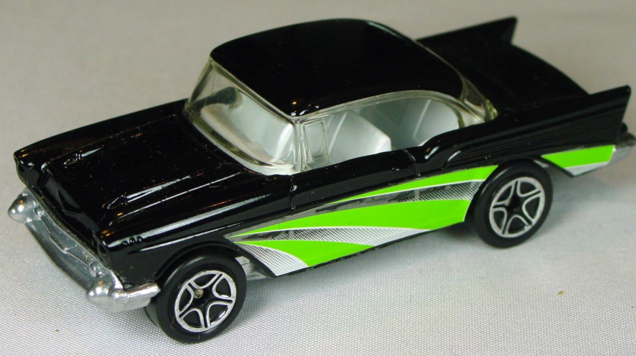 Pre-production 31 L 6 - 57 Chevy Bel Air Black white interior green and white STICKER made in China