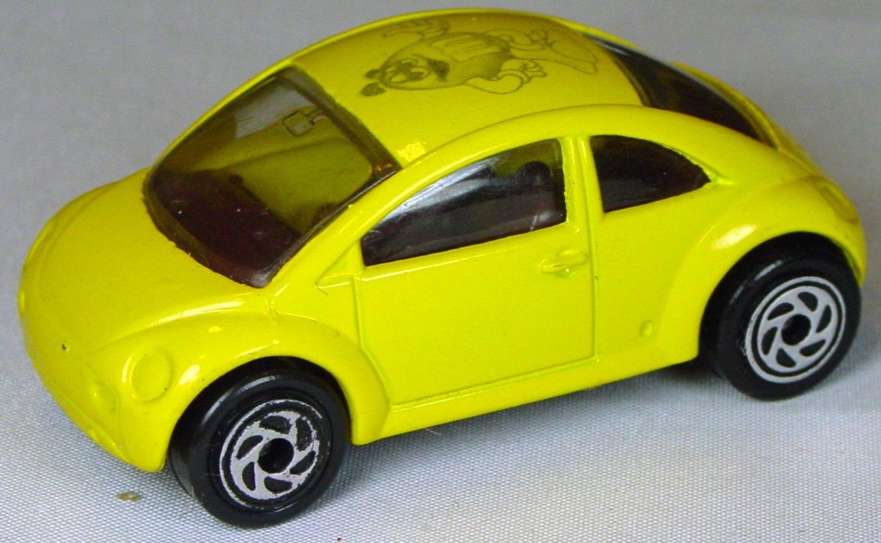 Pre-production 49 I - Concept VW Yellow brown base M&Ms made in Thailand sold as set
