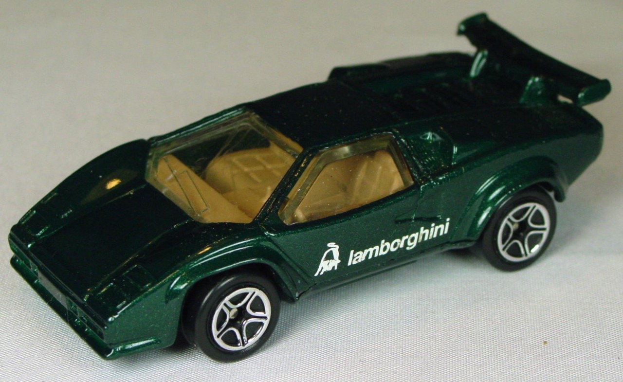 Pre-production 67 F 40 - Lambro Countach dark Green and DK GRN BAS STICKER made in Thailand