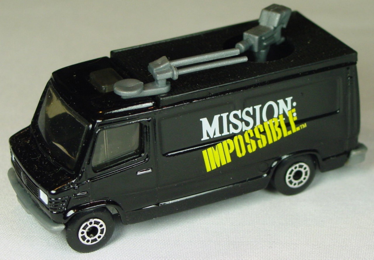 Pre-production 68 G 13 - TV Truck Black dark grey roof smk window Mission Imp made in China