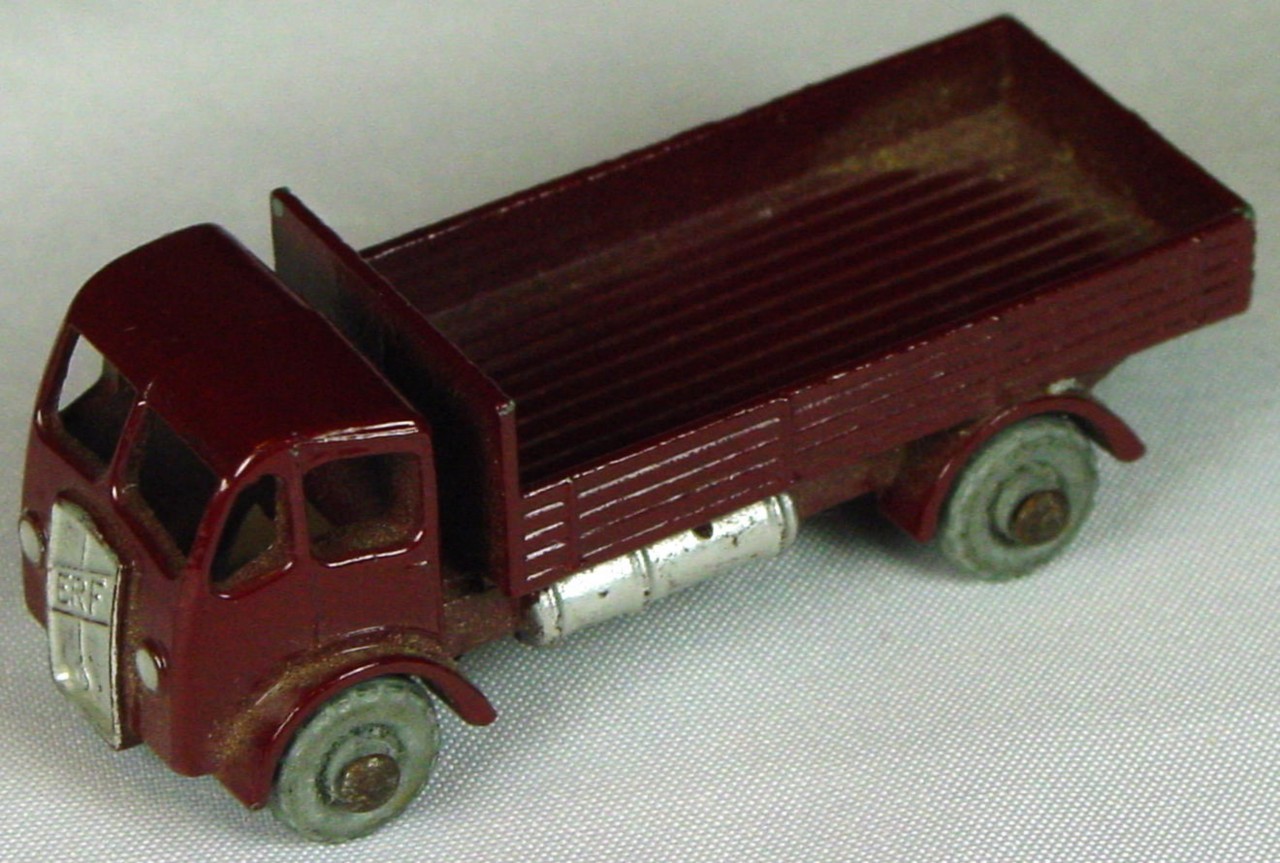 Regular Wheel 20 A 2 - ERF Stake truck metal wheels flat crimped axles Maroon three slight chips Stannard code 3