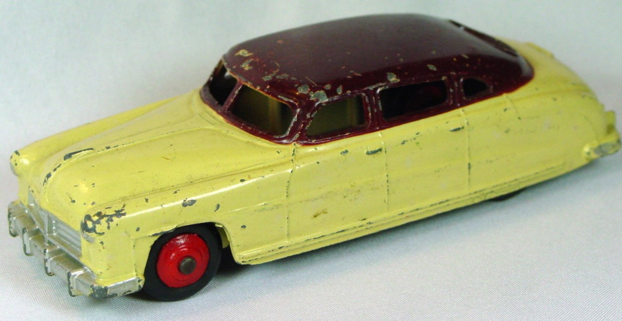 Dinky 139 B - (171) Hudson Commodore Cream and Maroon red hubs